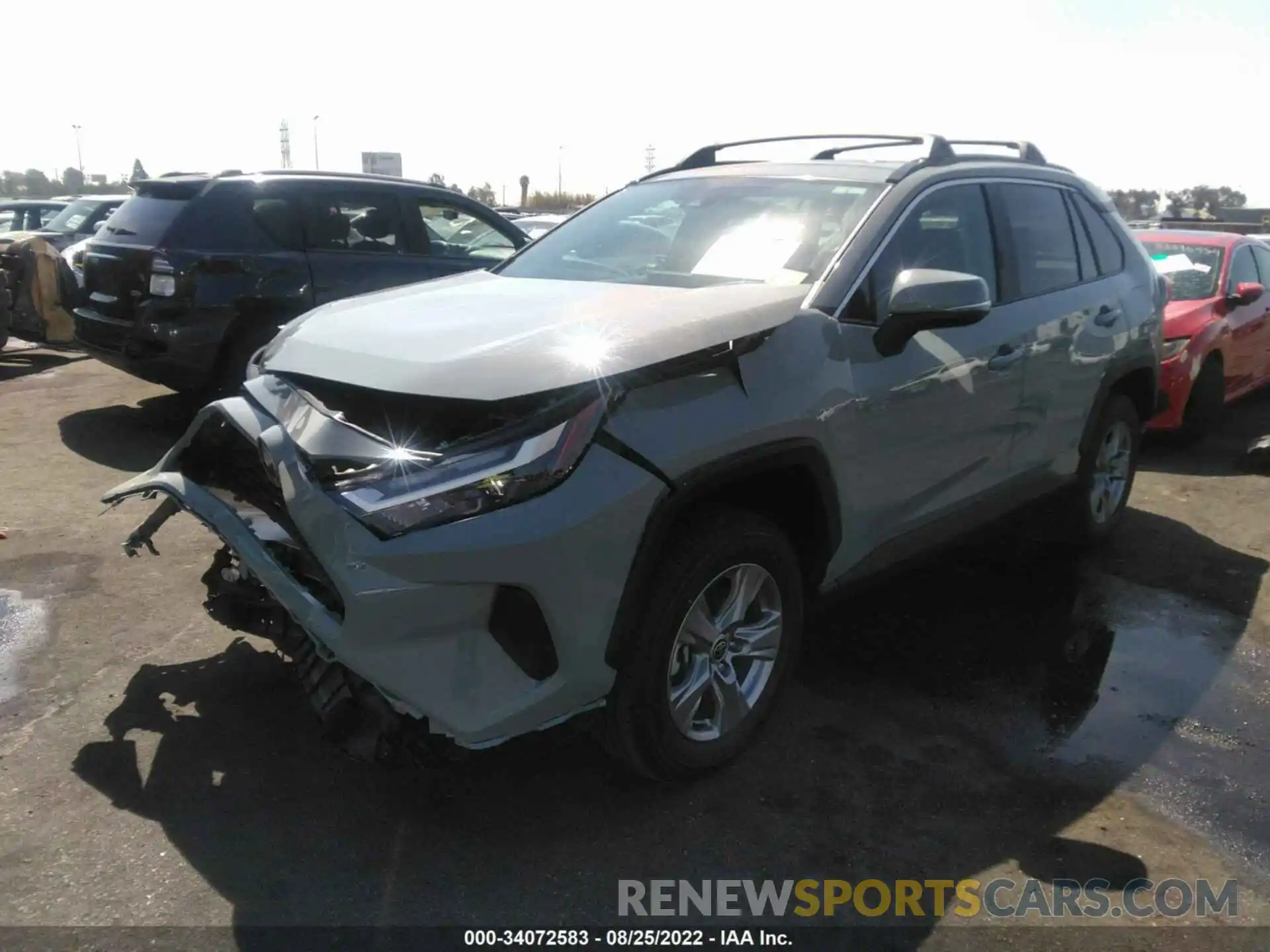 2 Photograph of a damaged car 2T3P1RFV0NW253583 TOYOTA RAV4 2022