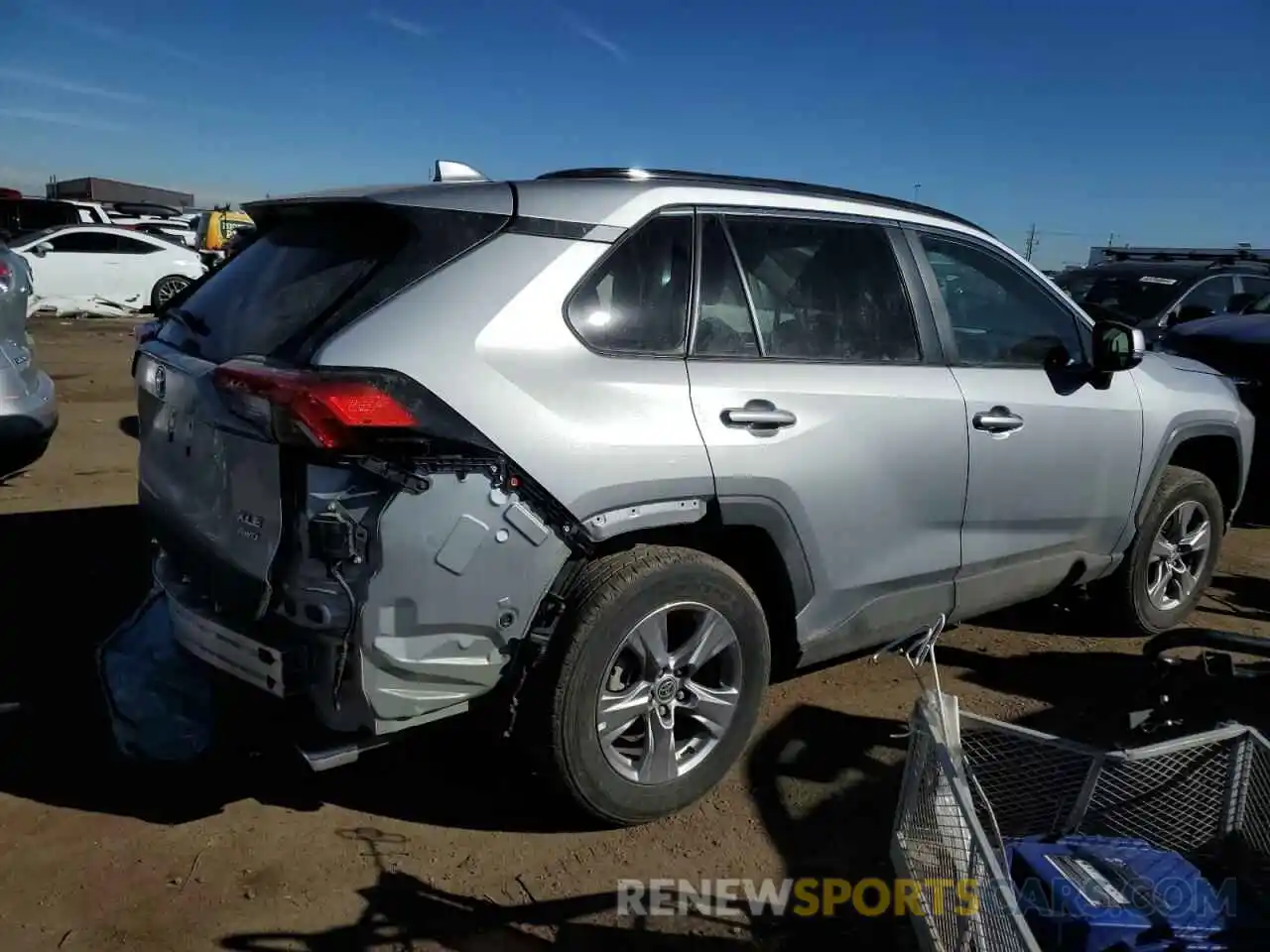 3 Photograph of a damaged car 2T3P1RFV0NW318206 TOYOTA RAV4 2022