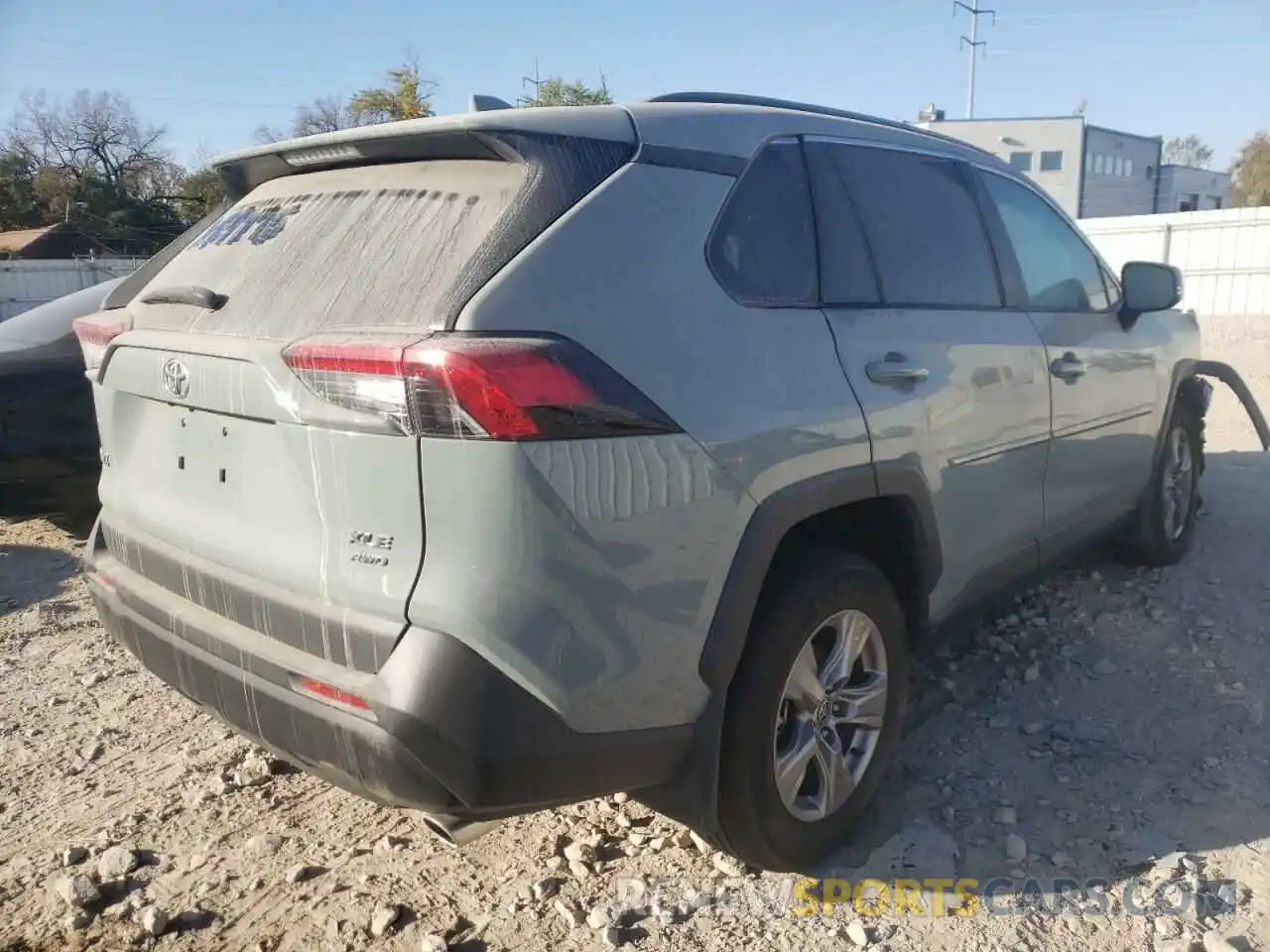 4 Photograph of a damaged car 2T3P1RFV1NW289895 TOYOTA RAV4 2022