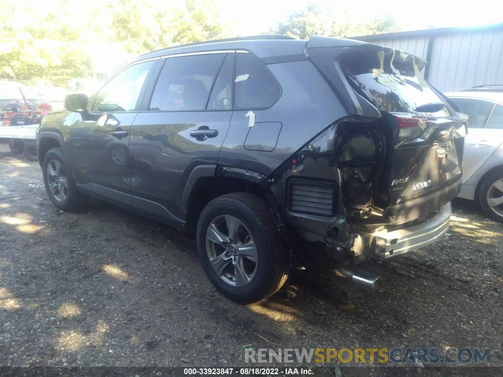 3 Photograph of a damaged car 2T3P1RFV2NC273223 TOYOTA RAV4 2022