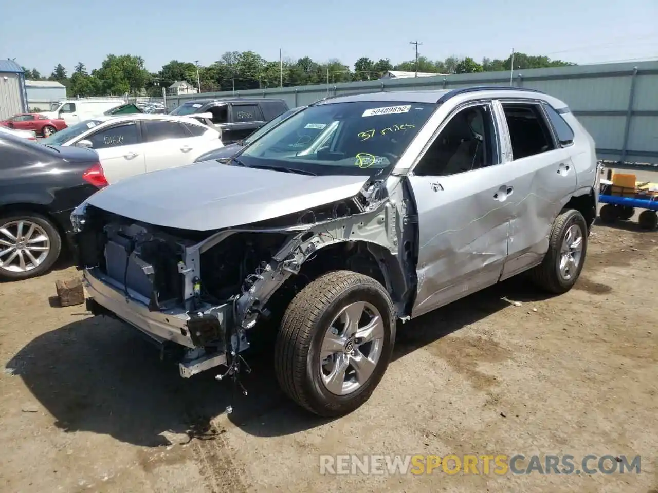 2 Photograph of a damaged car 2T3P1RFV2NC283752 TOYOTA RAV4 2022