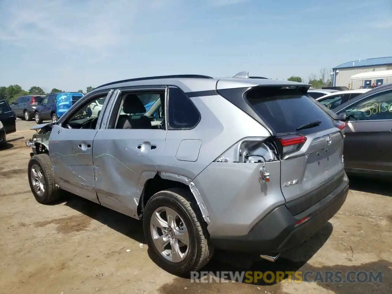 3 Photograph of a damaged car 2T3P1RFV2NC283752 TOYOTA RAV4 2022