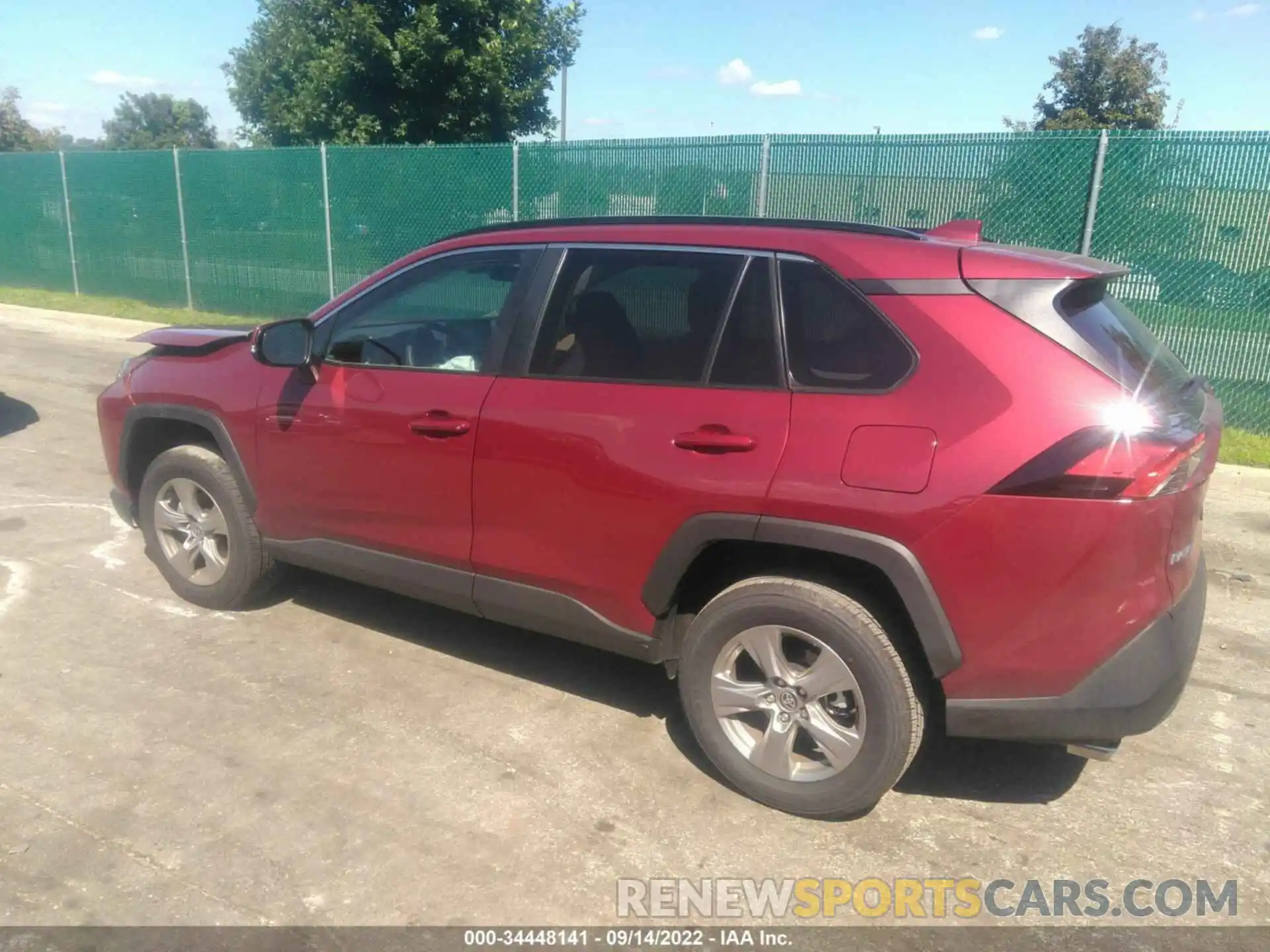 3 Photograph of a damaged car 2T3P1RFV2NW271163 TOYOTA RAV4 2022