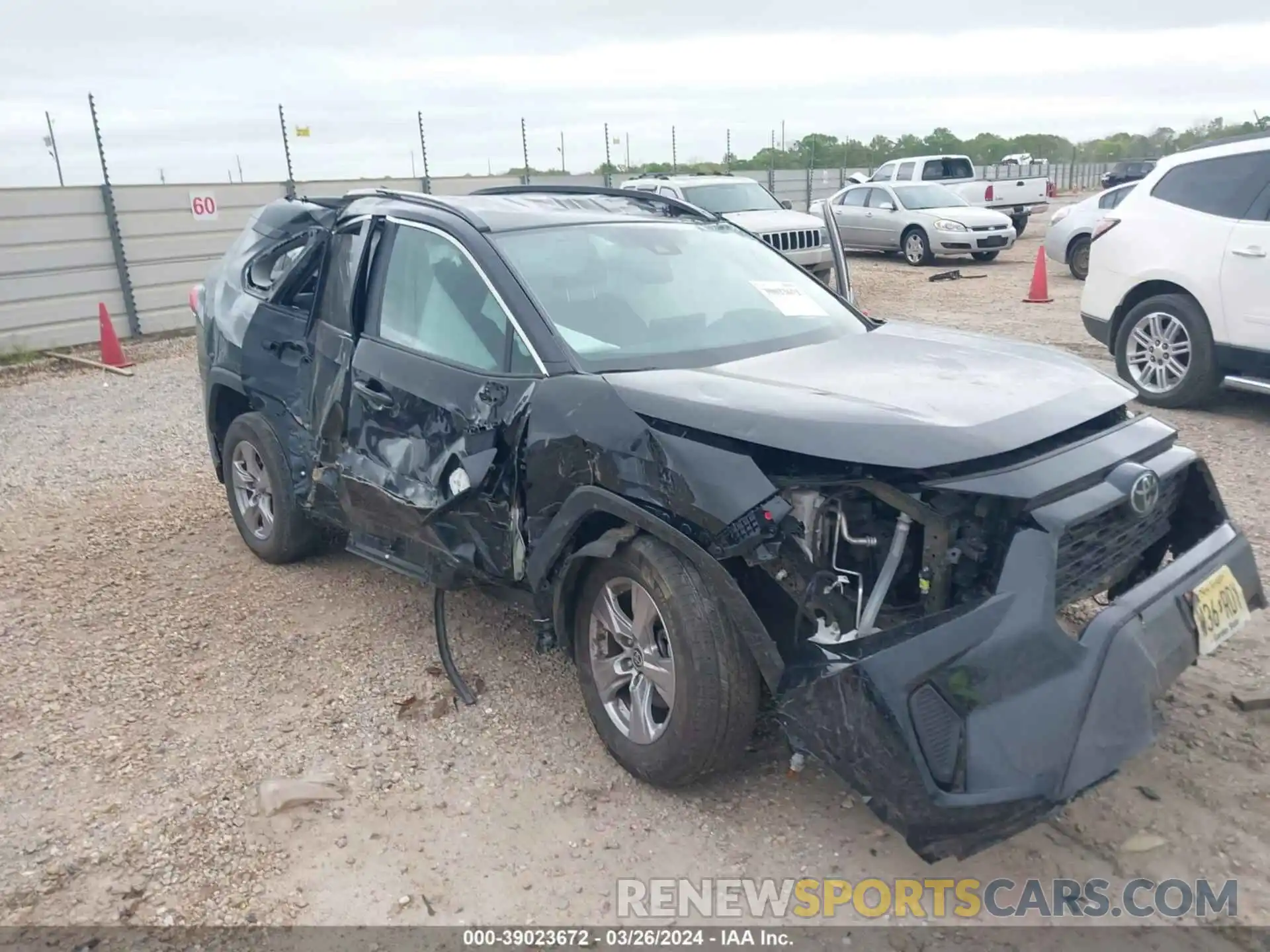 6 Photograph of a damaged car 2T3P1RFV2NW286181 TOYOTA RAV4 2022