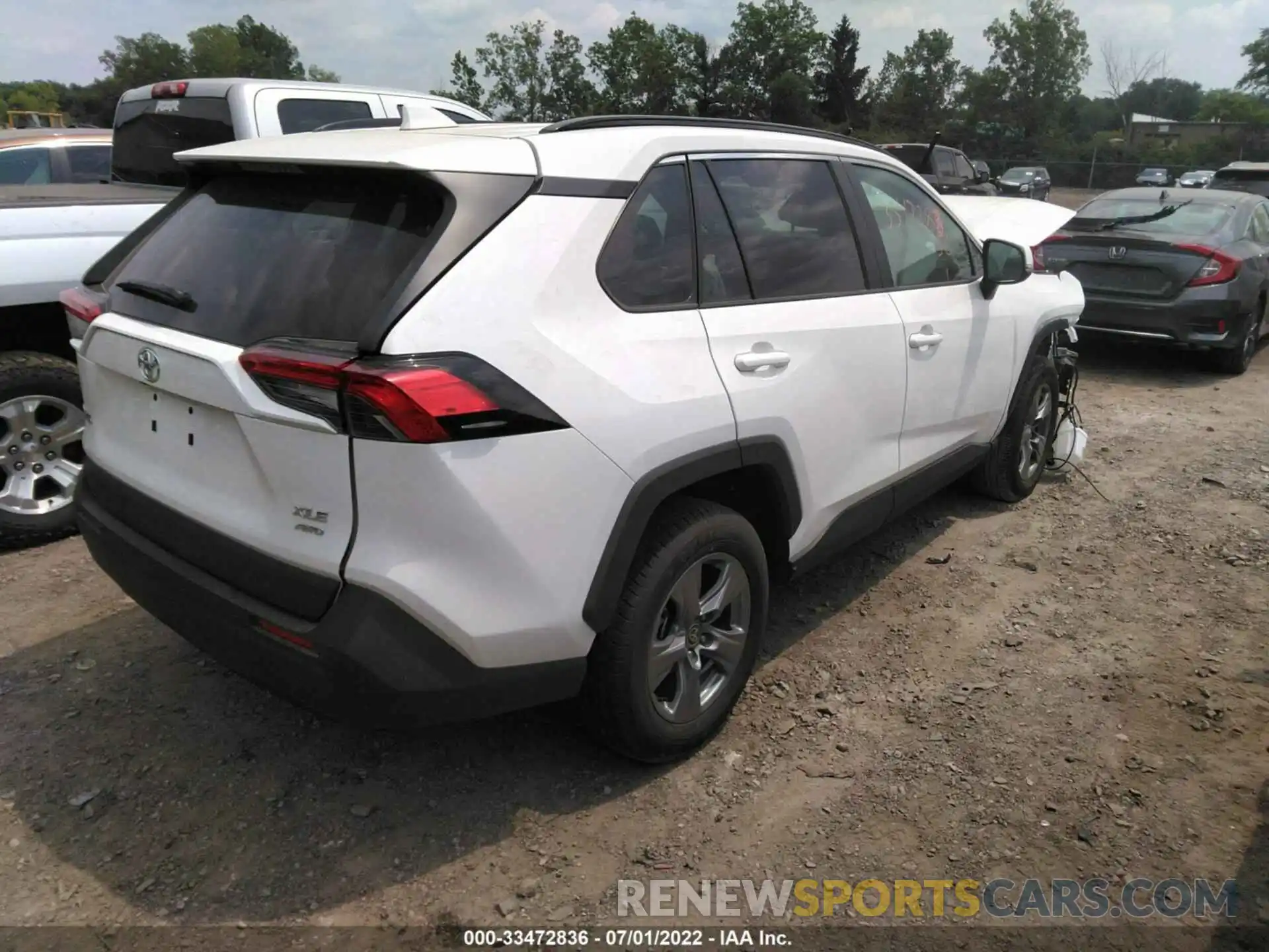 4 Photograph of a damaged car 2T3P1RFV3NC279211 TOYOTA RAV4 2022