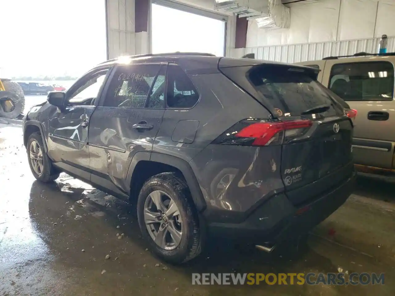 3 Photograph of a damaged car 2T3P1RFV3NC284893 TOYOTA RAV4 2022