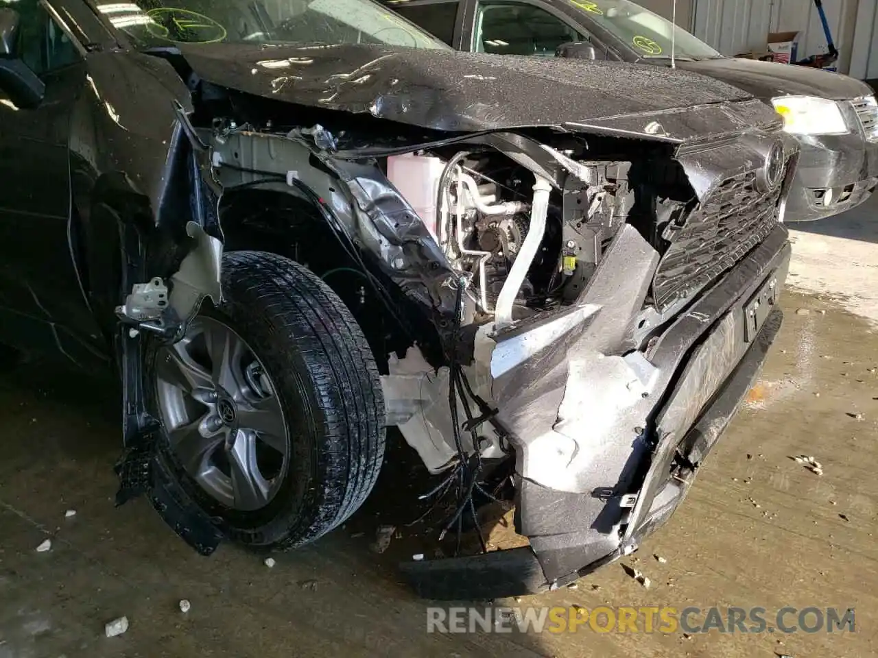 9 Photograph of a damaged car 2T3P1RFV3NC284893 TOYOTA RAV4 2022