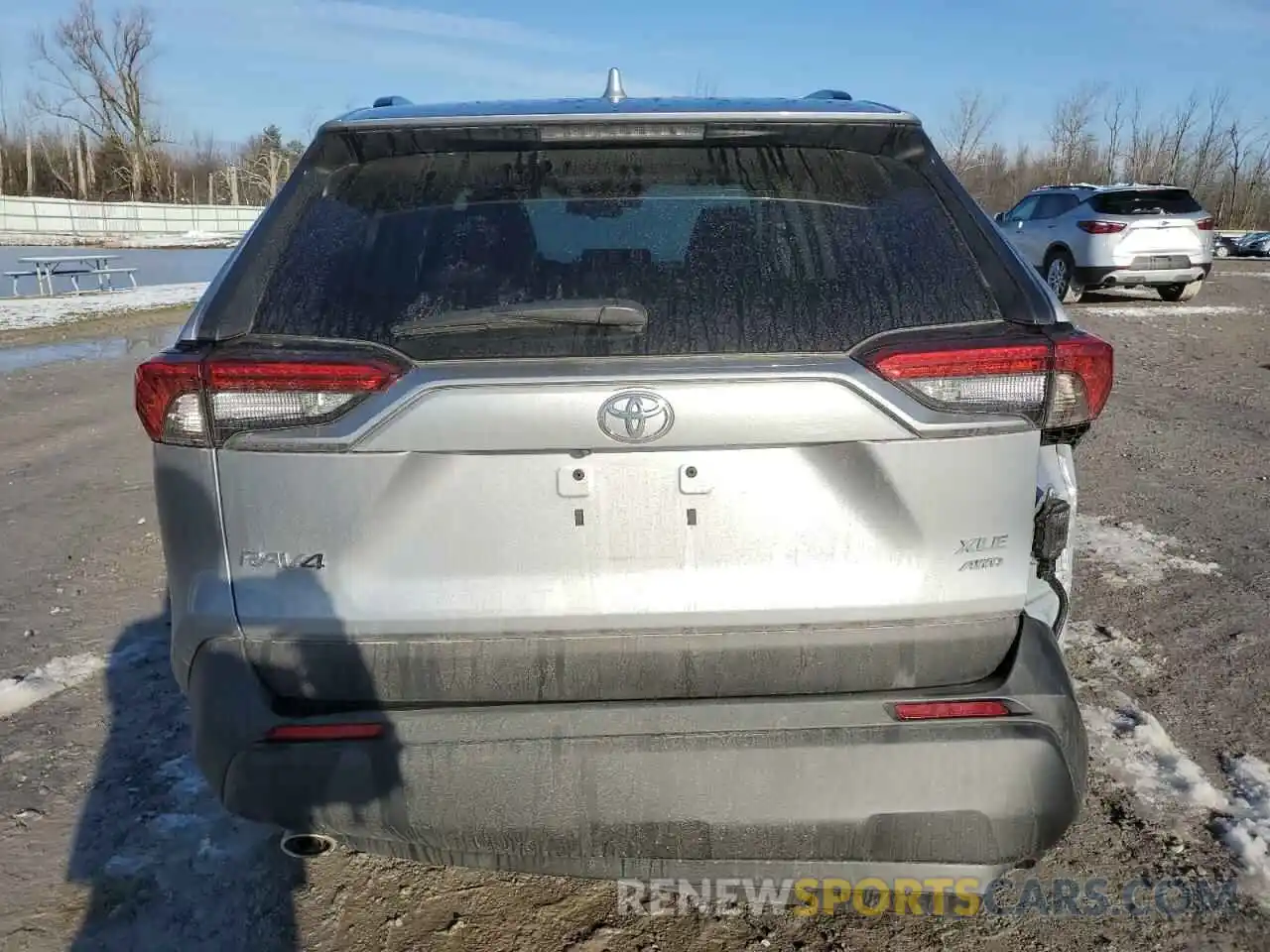 6 Фотография поврежденного автомобиля 2T3P1RFV3NC321439 TOYOTA RAV4 2022