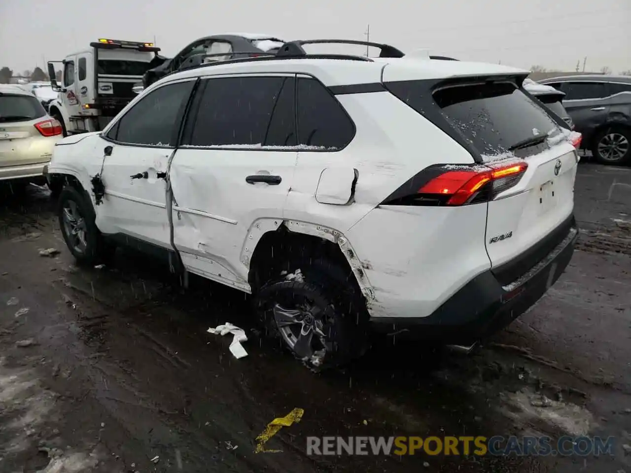 2 Photograph of a damaged car 2T3P1RFV3NW266411 TOYOTA RAV4 2022