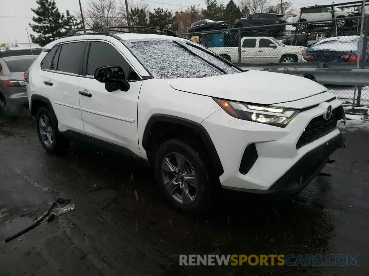 4 Фотография поврежденного автомобиля 2T3P1RFV3NW266411 TOYOTA RAV4 2022