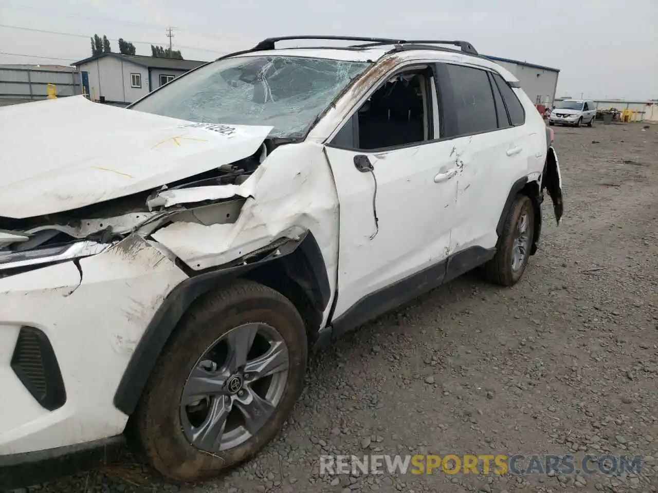 9 Photograph of a damaged car 2T3P1RFV4NC265821 TOYOTA RAV4 2022