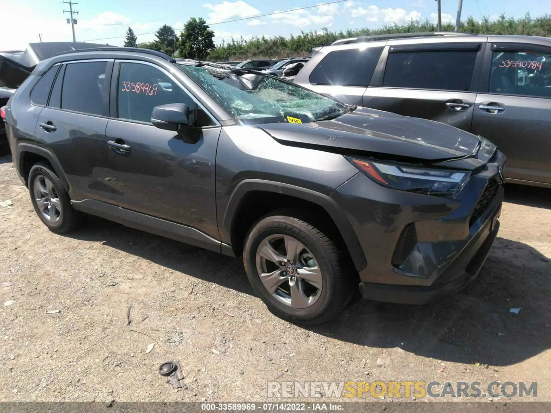 1 Photograph of a damaged car 2T3P1RFV4NC267536 TOYOTA RAV4 2022