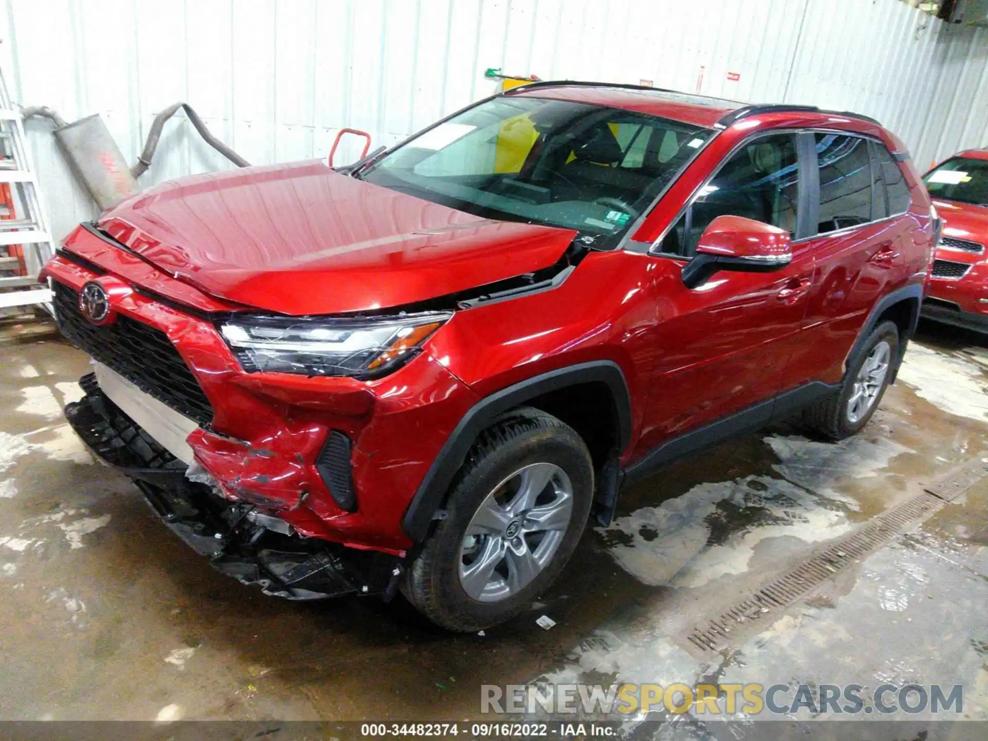 2 Photograph of a damaged car 2T3P1RFV4NW259824 TOYOTA RAV4 2022