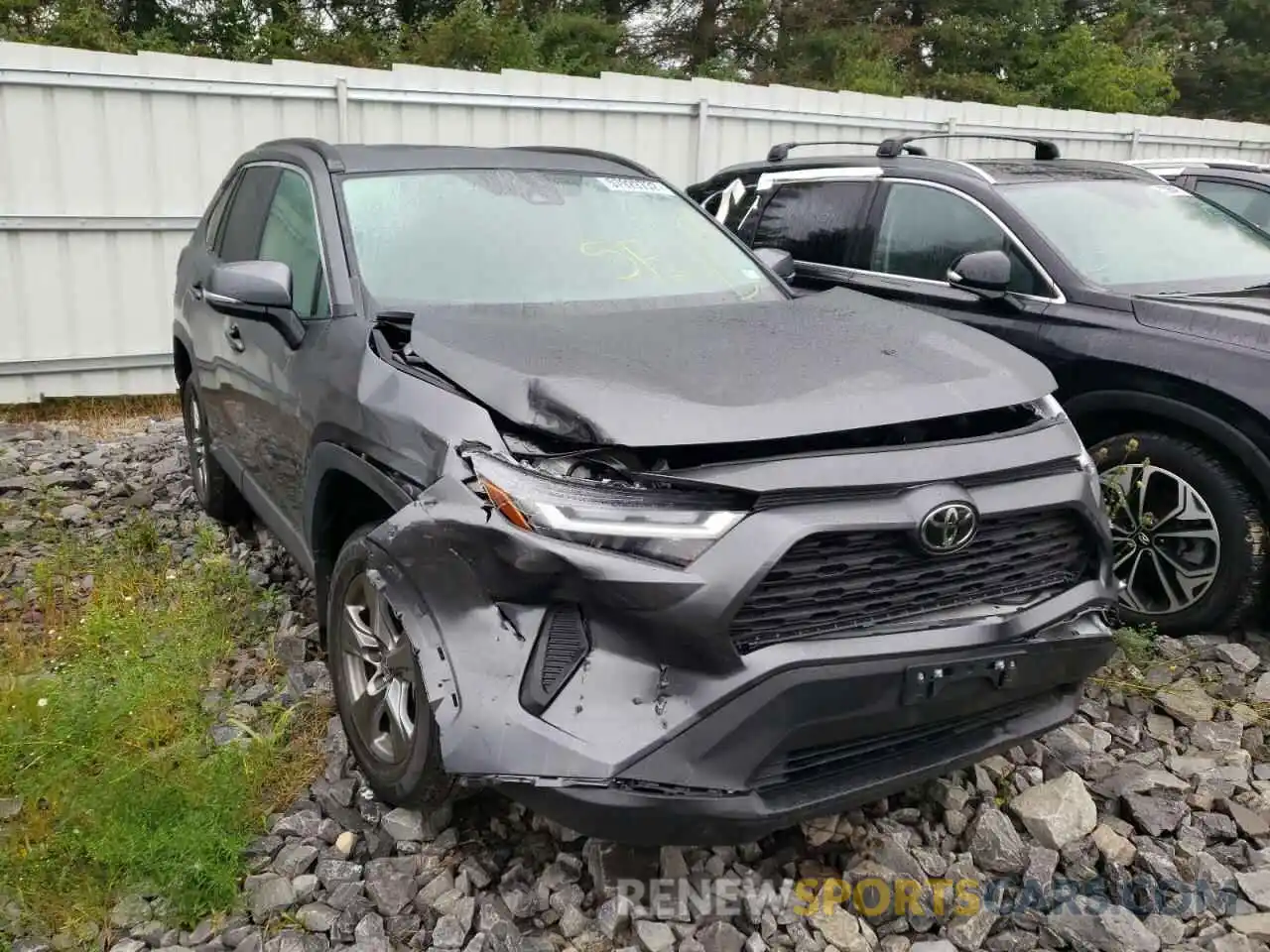 1 Photograph of a damaged car 2T3P1RFV5NC261079 TOYOTA RAV4 2022