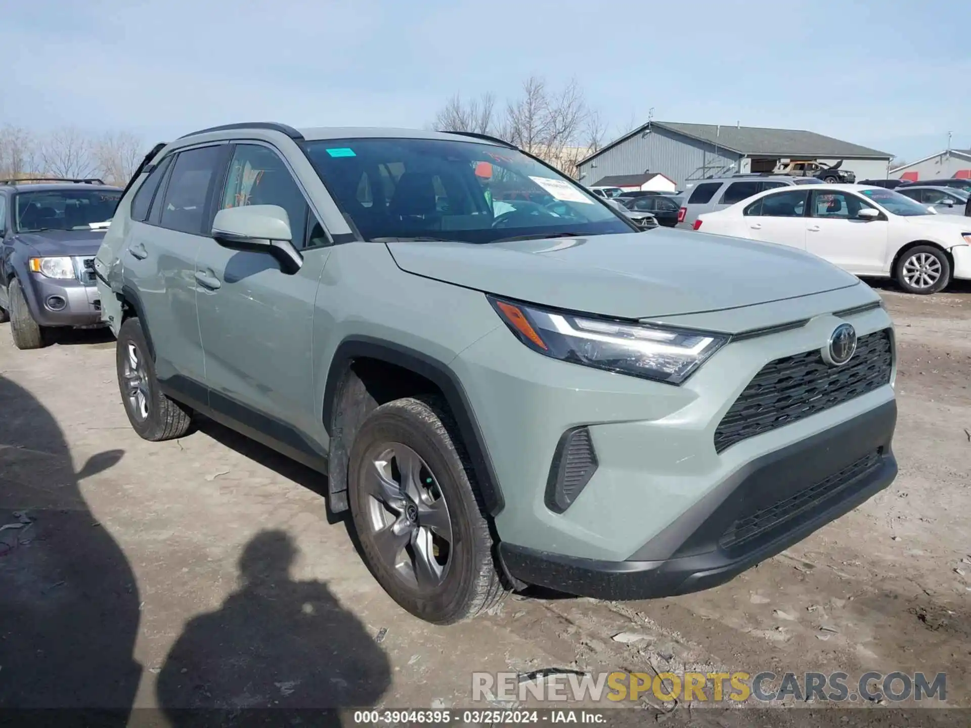 1 Photograph of a damaged car 2T3P1RFV5NW253451 TOYOTA RAV4 2022