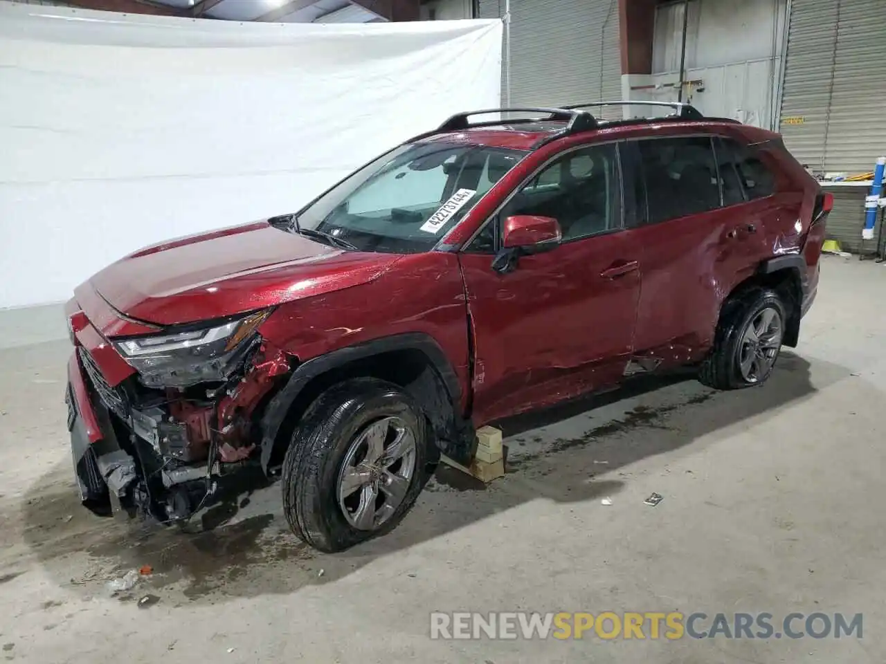 1 Photograph of a damaged car 2T3P1RFV5NW305905 TOYOTA RAV4 2022