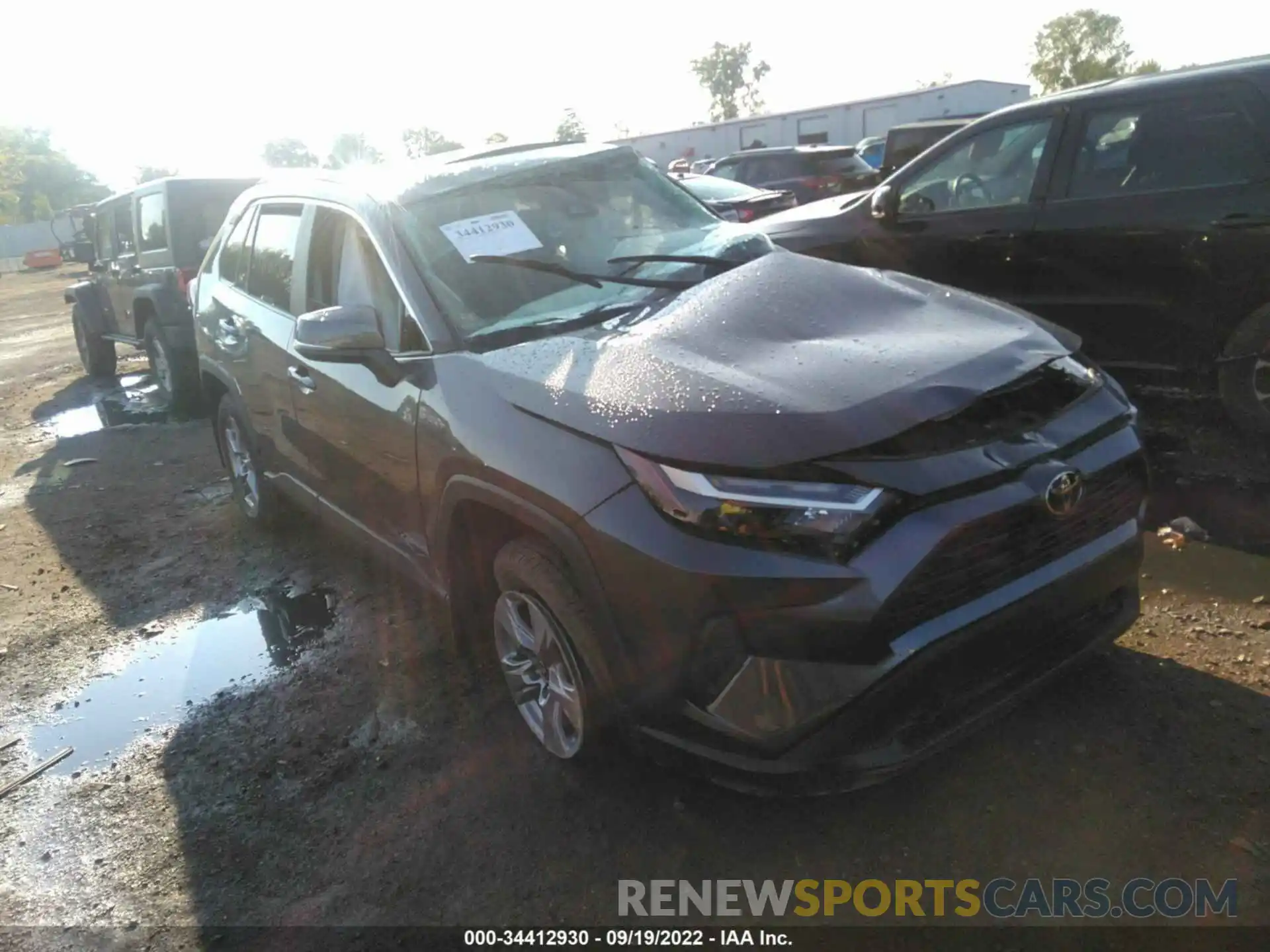 1 Photograph of a damaged car 2T3P1RFV6NC265075 TOYOTA RAV4 2022