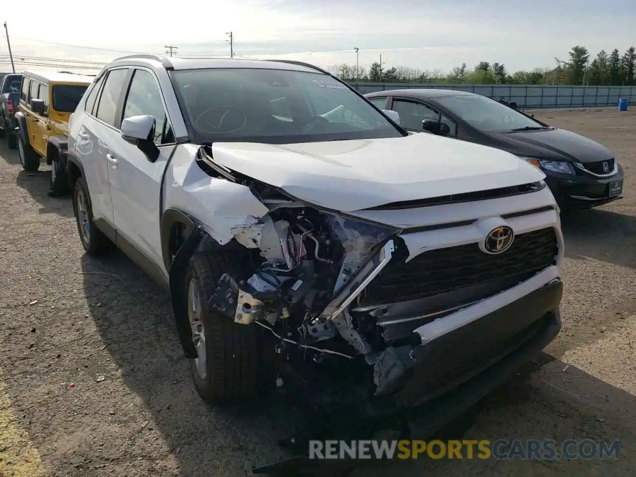 1 Photograph of a damaged car 2T3P1RFV6NC275086 TOYOTA RAV4 2022