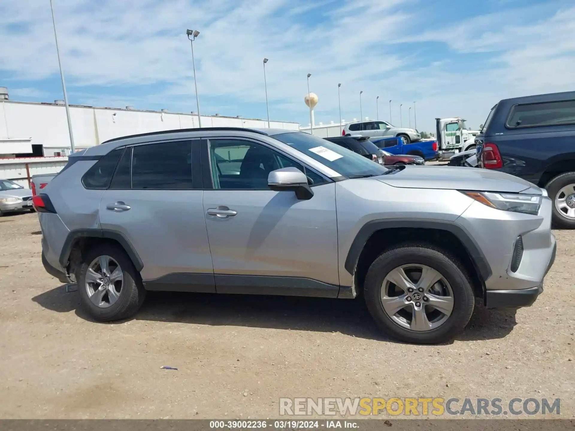 13 Photograph of a damaged car 2T3P1RFV6NW298267 TOYOTA RAV4 2022