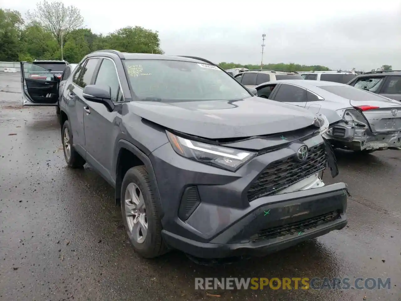 1 Photograph of a damaged car 2T3P1RFV7NC268518 TOYOTA RAV4 2022