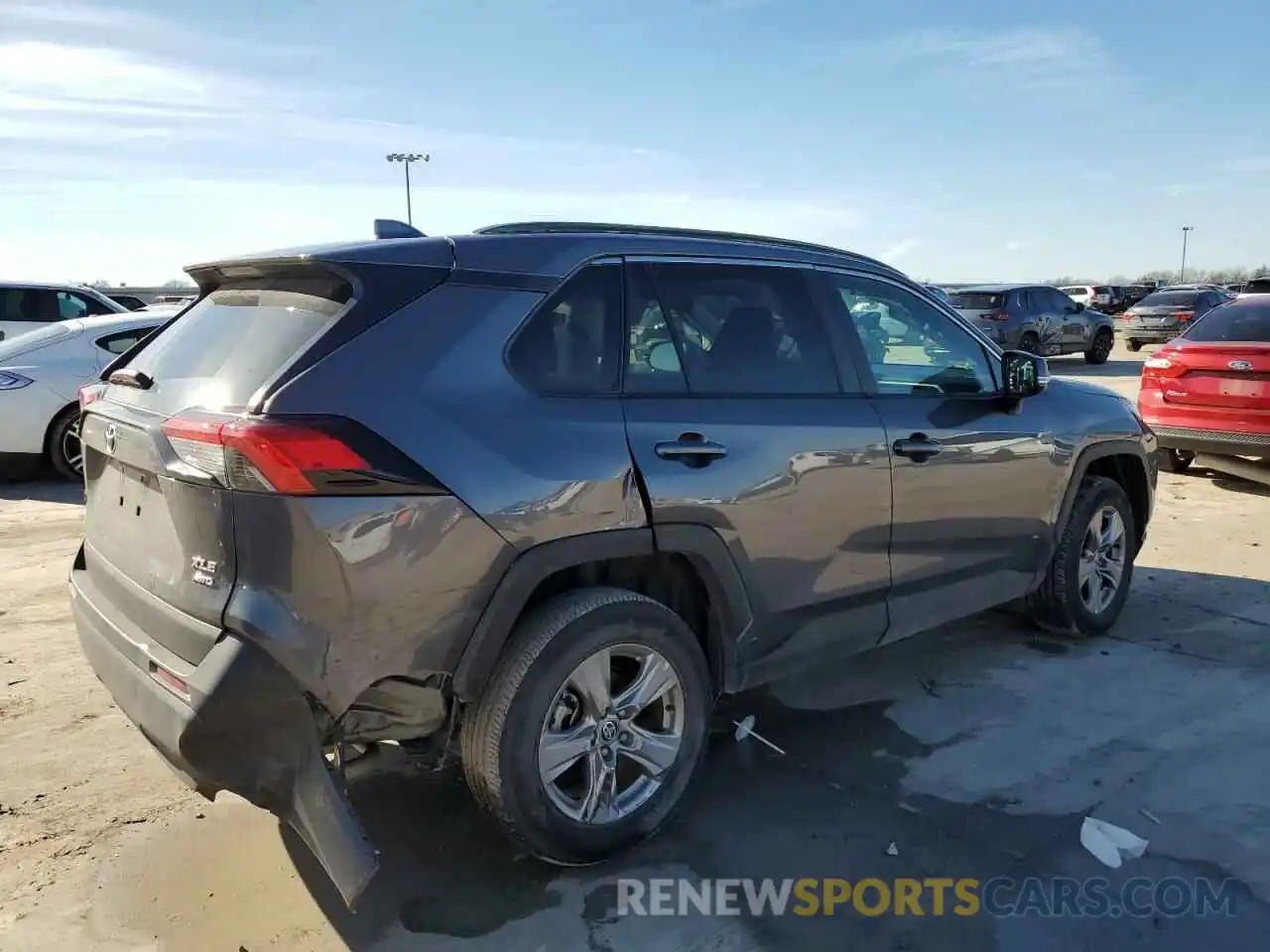 3 Photograph of a damaged car 2T3P1RFV8NC308573 TOYOTA RAV4 2022