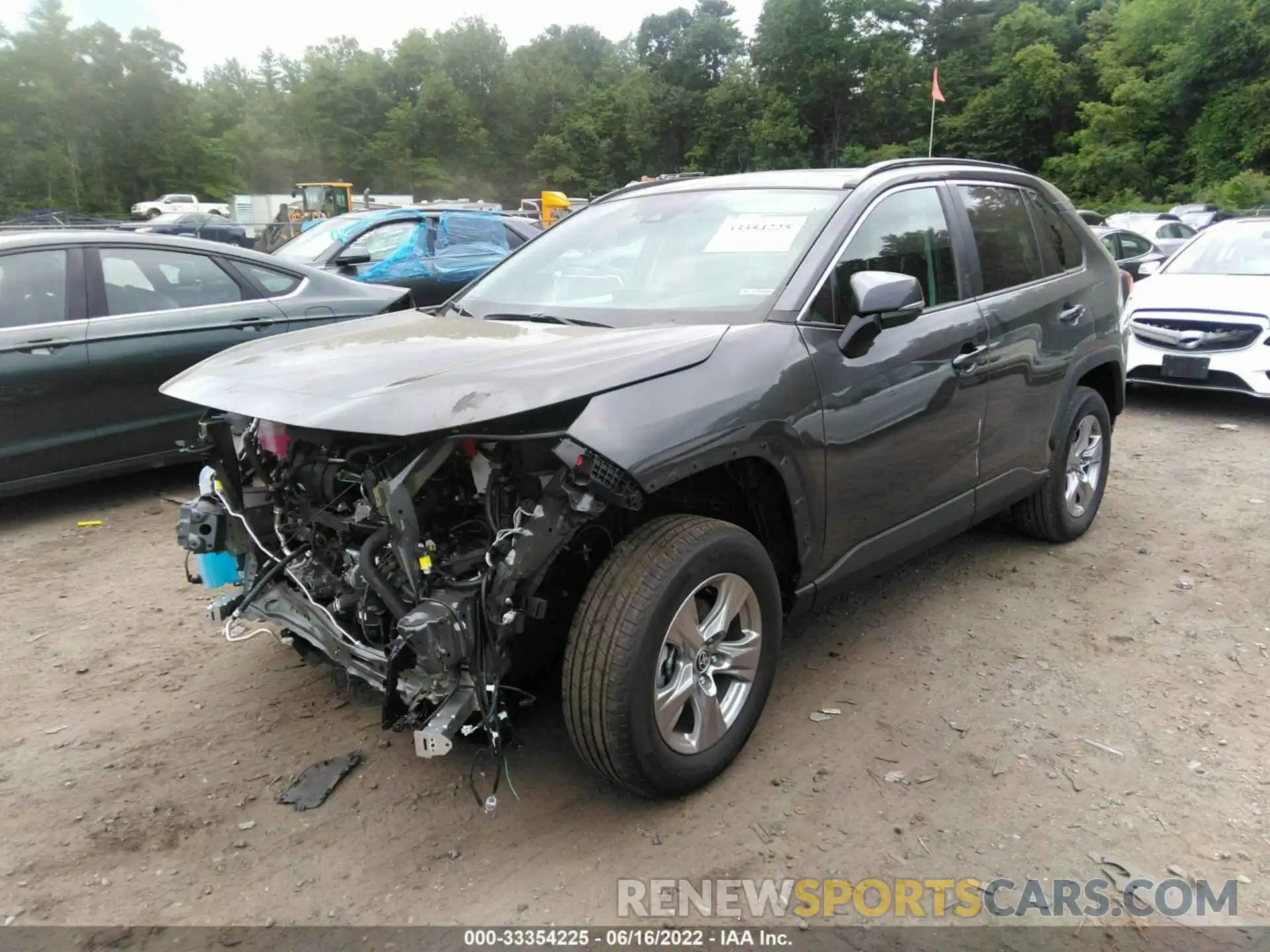 2 Photograph of a damaged car 2T3P1RFV8NW259647 TOYOTA RAV4 2022