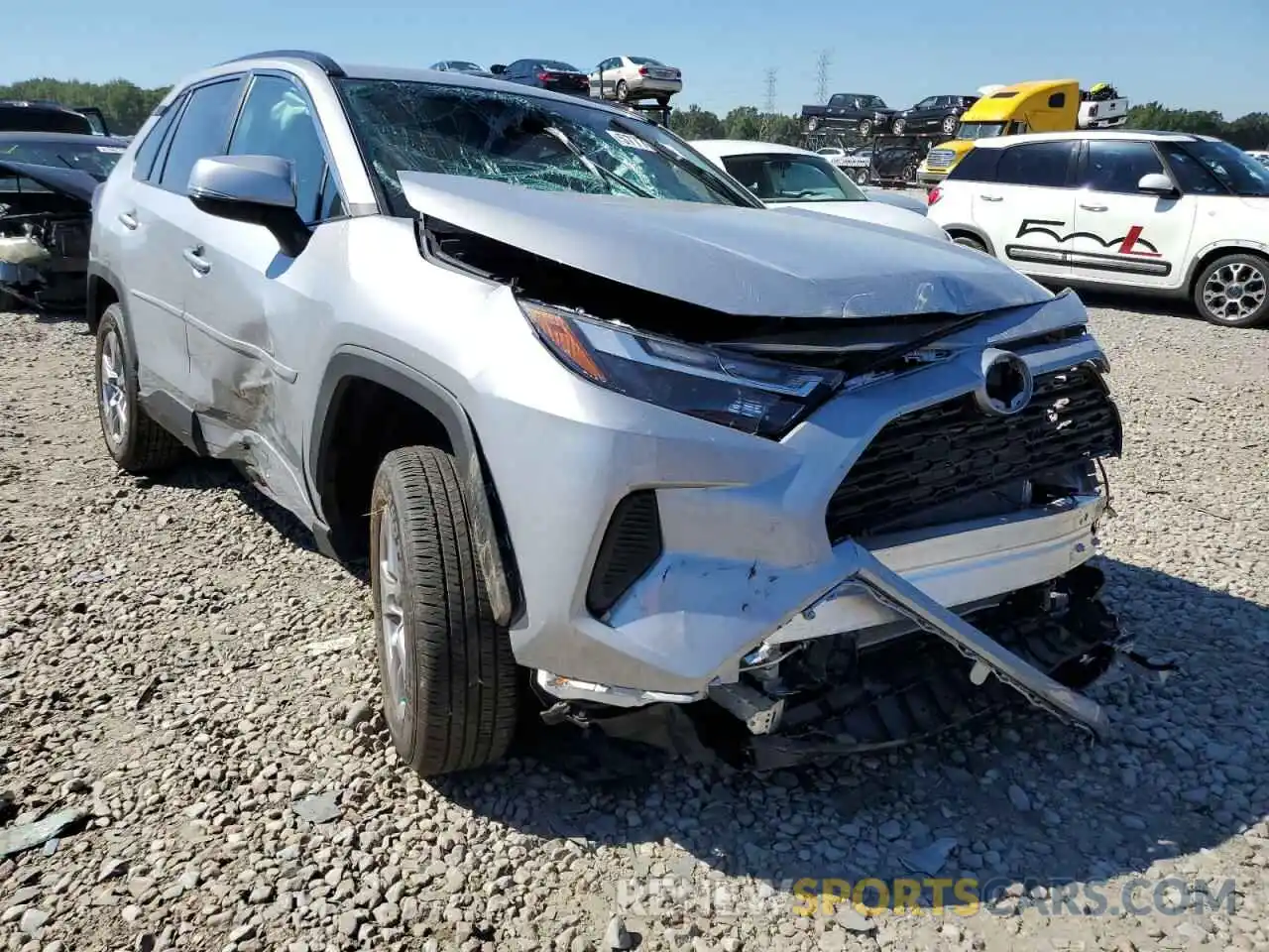 1 Photograph of a damaged car 2T3P1RFV9NC274112 TOYOTA RAV4 2022