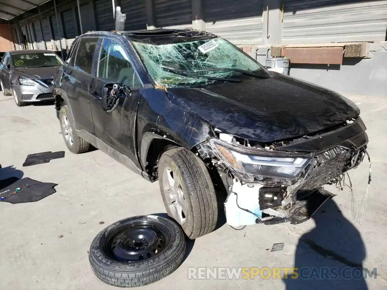 1 Photograph of a damaged car 2T3P1RFV9NW251167 TOYOTA RAV4 2022