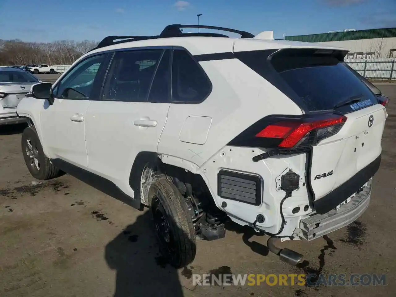 2 Photograph of a damaged car 2T3P1RFV9NW288106 TOYOTA RAV4 2022