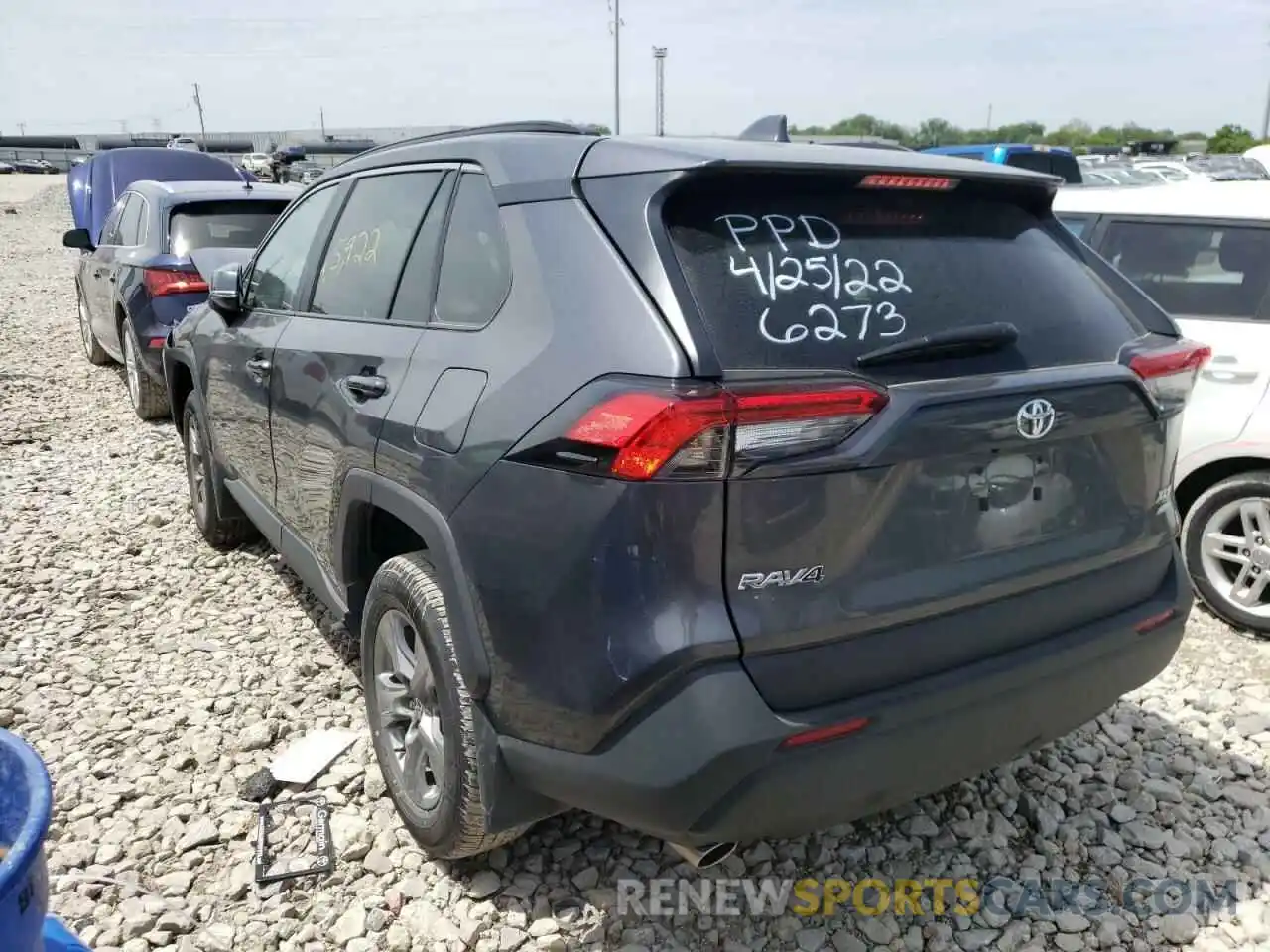 3 Photograph of a damaged car 2T3P1RFVXNC263233 TOYOTA RAV4 2022