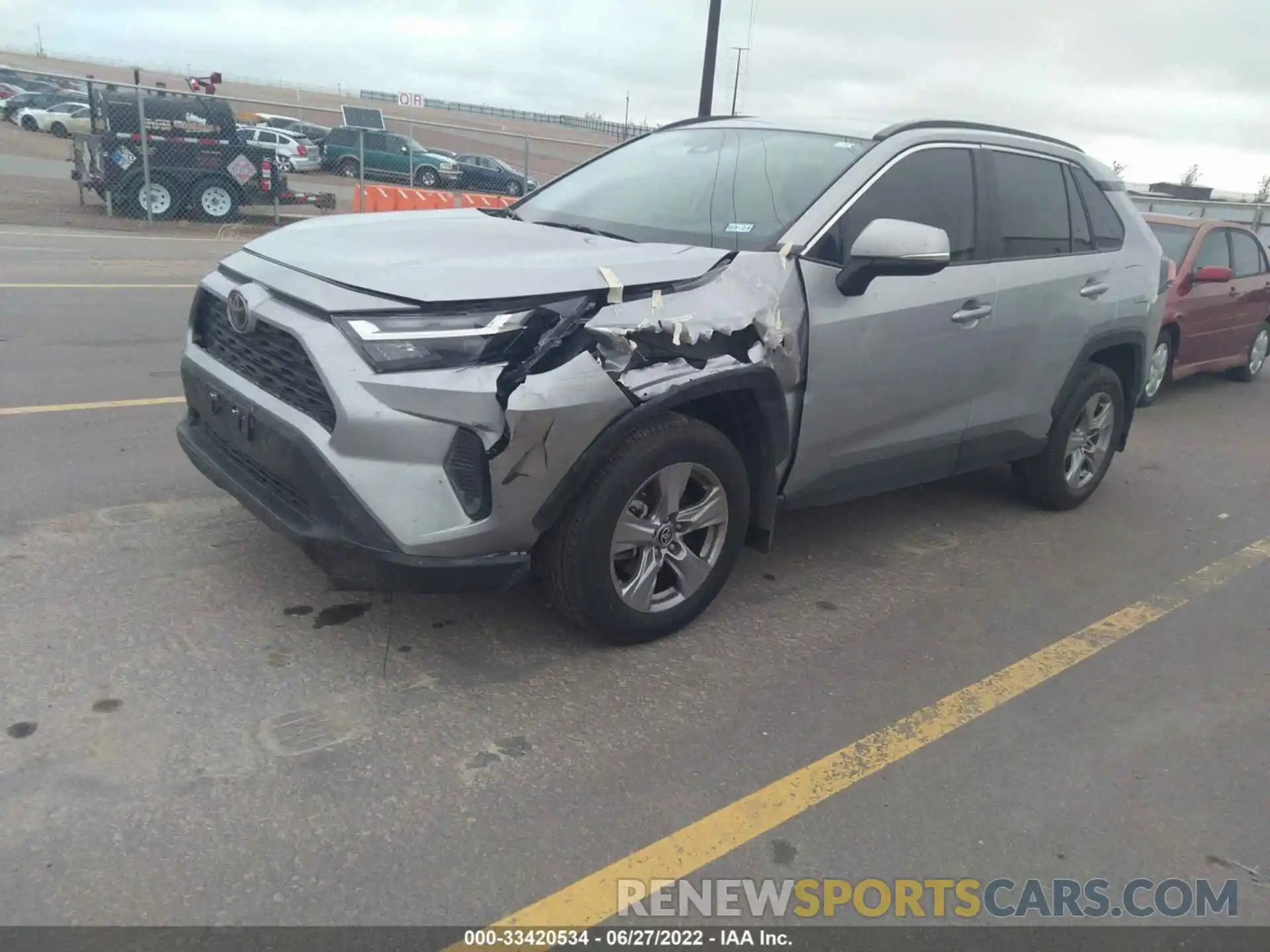 2 Photograph of a damaged car 2T3P1RFVXNC274149 TOYOTA RAV4 2022