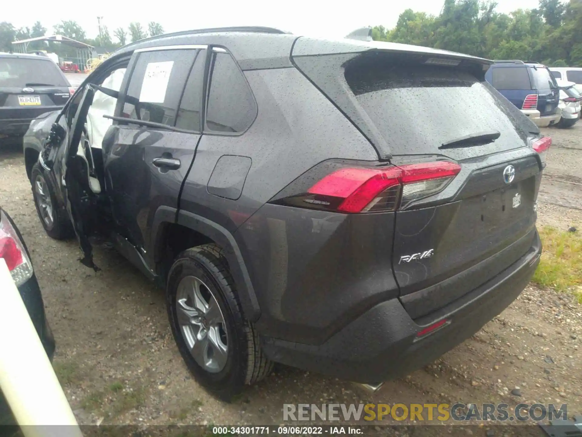 3 Photograph of a damaged car 2T3RWRFV4NW129987 TOYOTA RAV4 2022