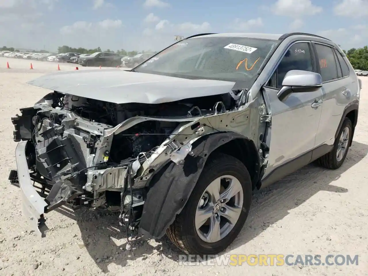 2 Photograph of a damaged car 2T3RWRFV4NW137829 TOYOTA RAV4 2022