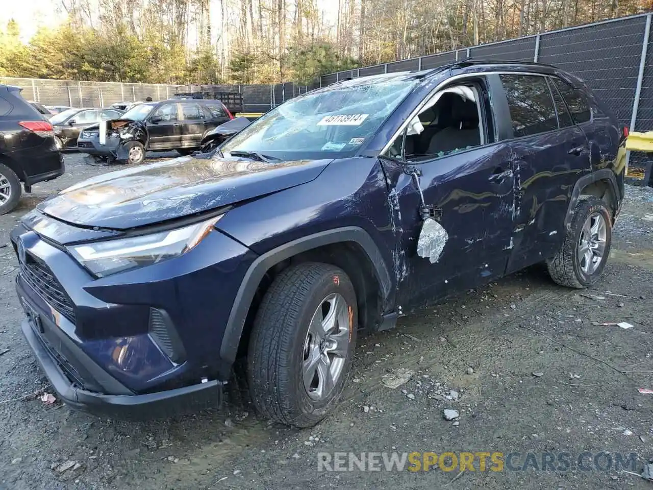 1 Photograph of a damaged car 2T3RWRFV7NW139154 TOYOTA RAV4 2022