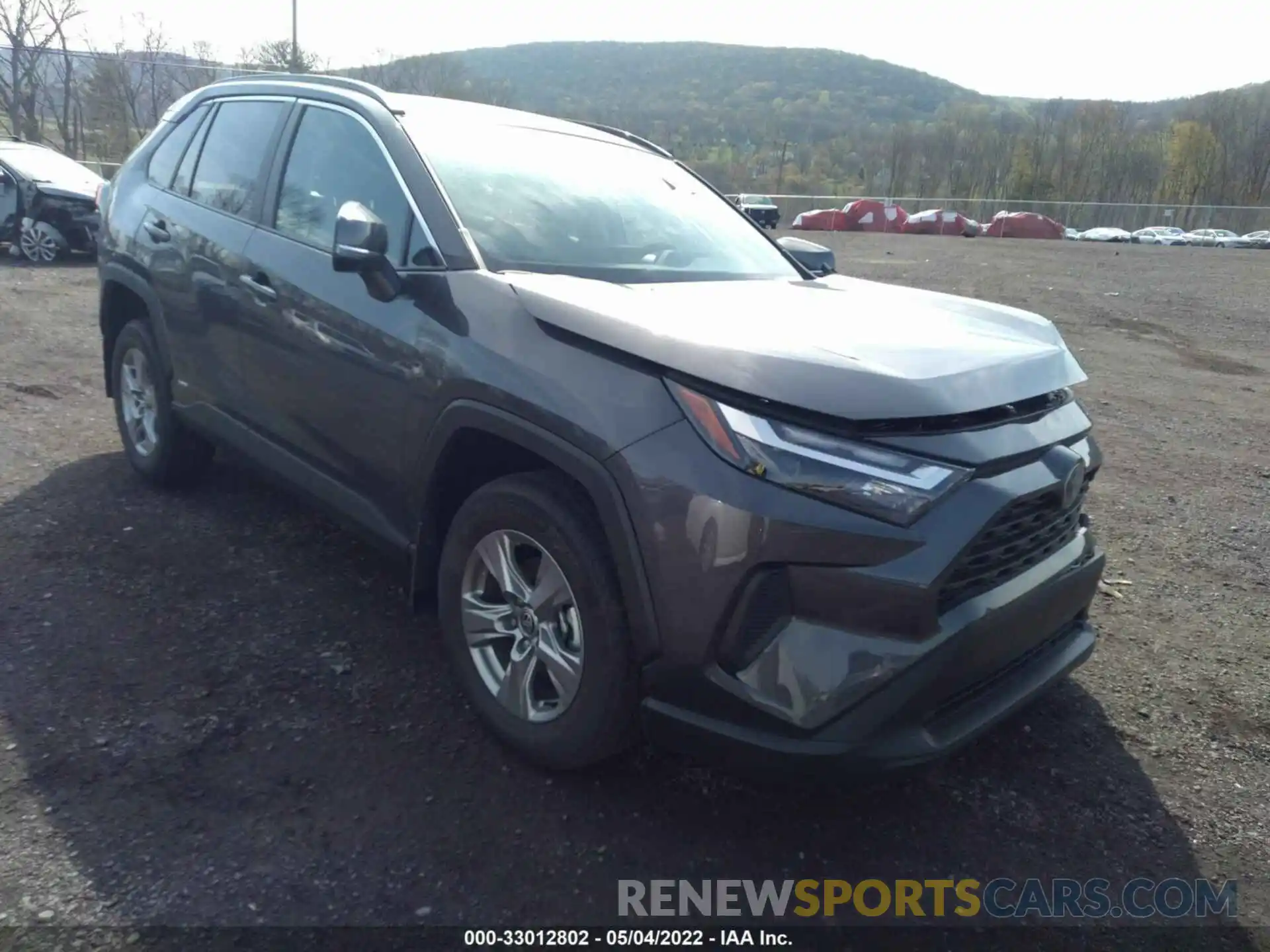 1 Photograph of a damaged car 2T3RWRFV9NW133663 TOYOTA RAV4 2022