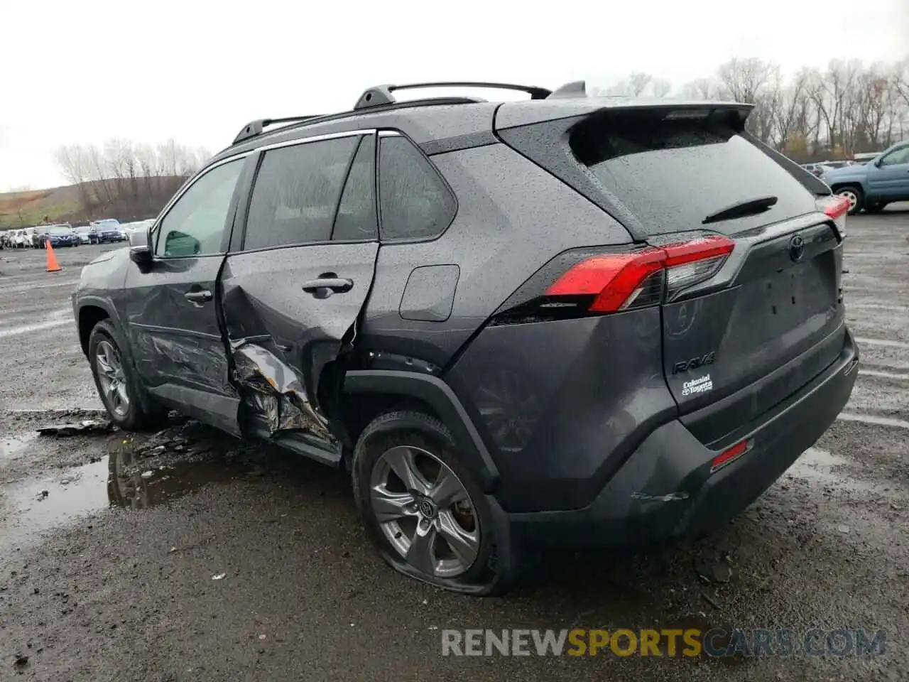 2 Photograph of a damaged car 2T3RWRFVXNW129718 TOYOTA RAV4 2022