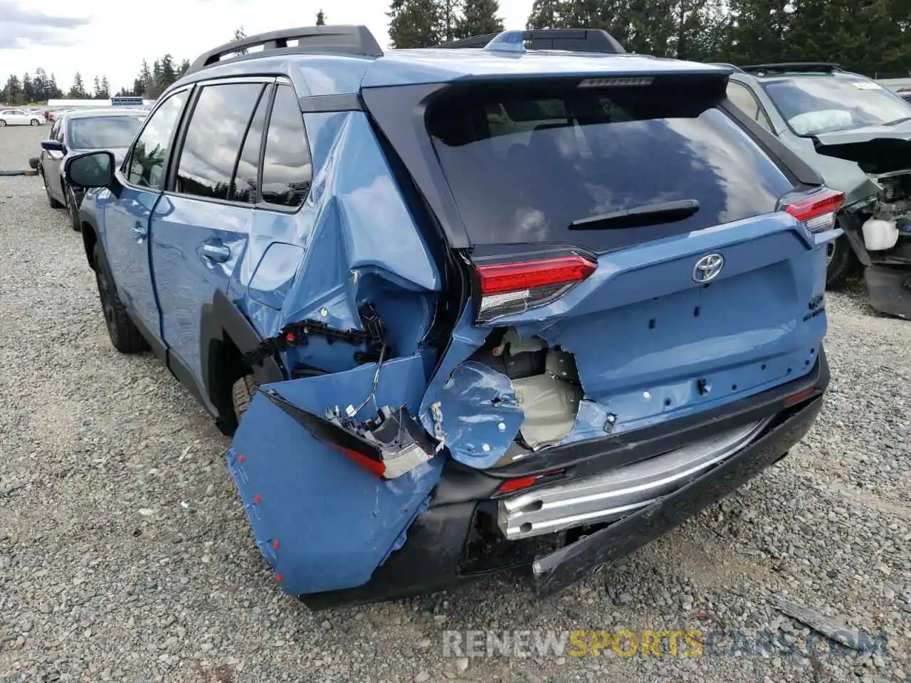 3 Photograph of a damaged car 2T3S1RFV0NW251830 TOYOTA RAV4 2022