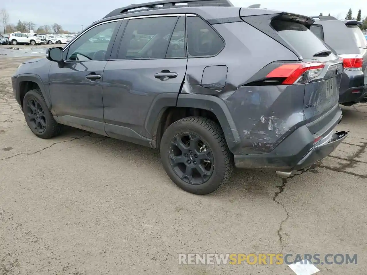 2 Photograph of a damaged car 2T3S1RFV4NW290565 TOYOTA RAV4 2022