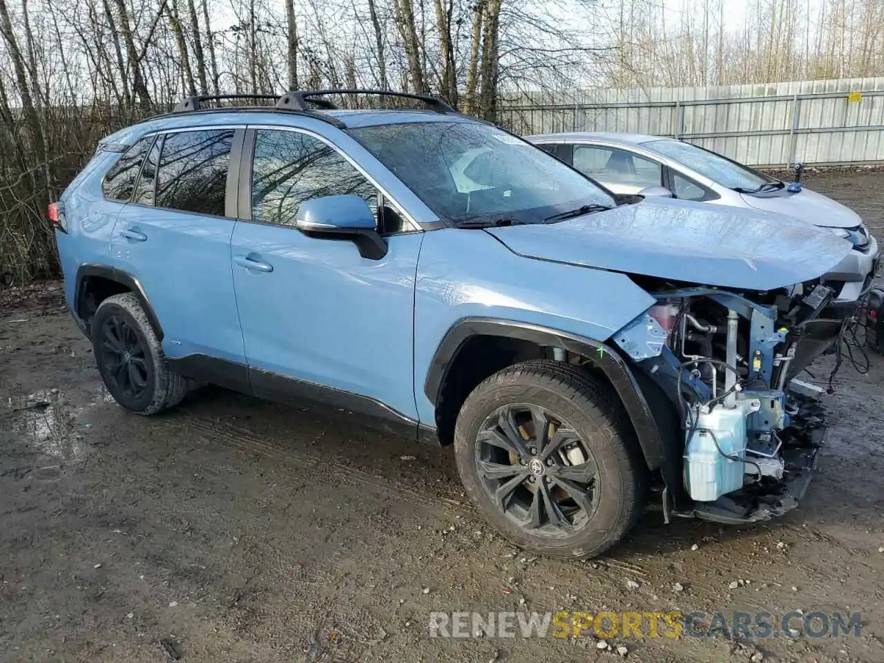 4 Photograph of a damaged car 2T3T6RFV8NW029798 TOYOTA RAV4 2022