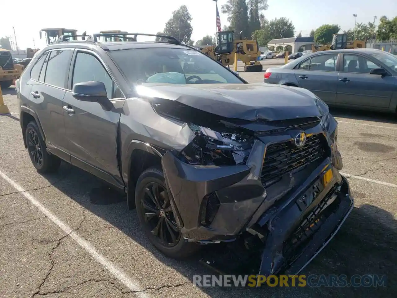 1 Photograph of a damaged car 2T3T6RFV8NW032118 TOYOTA RAV4 2022