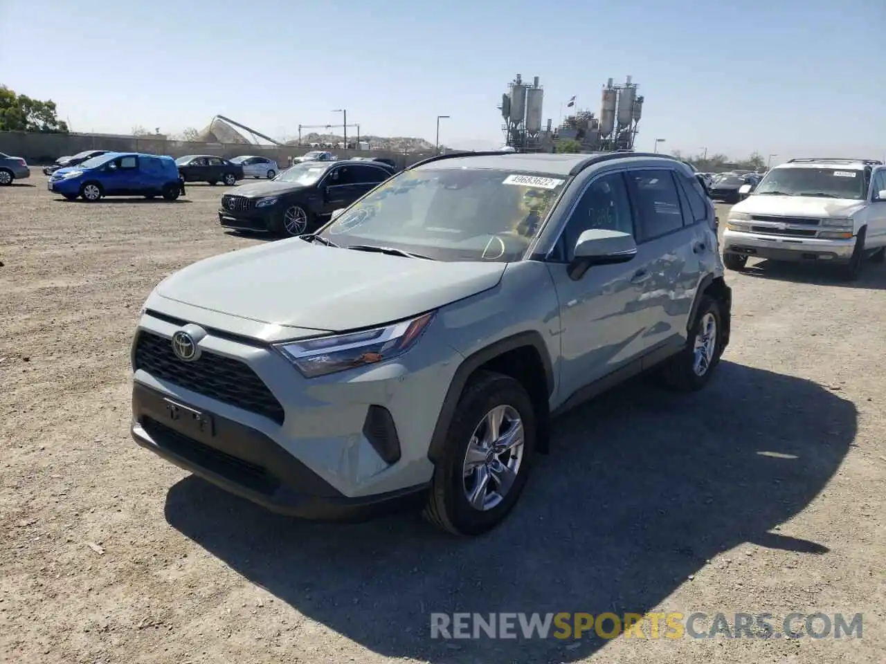 2 Photograph of a damaged car 2T3W1RFV0NW195454 TOYOTA RAV4 2022