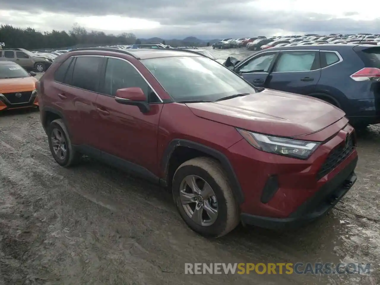 4 Photograph of a damaged car 2T3W1RFV0NW202225 TOYOTA RAV4 2022