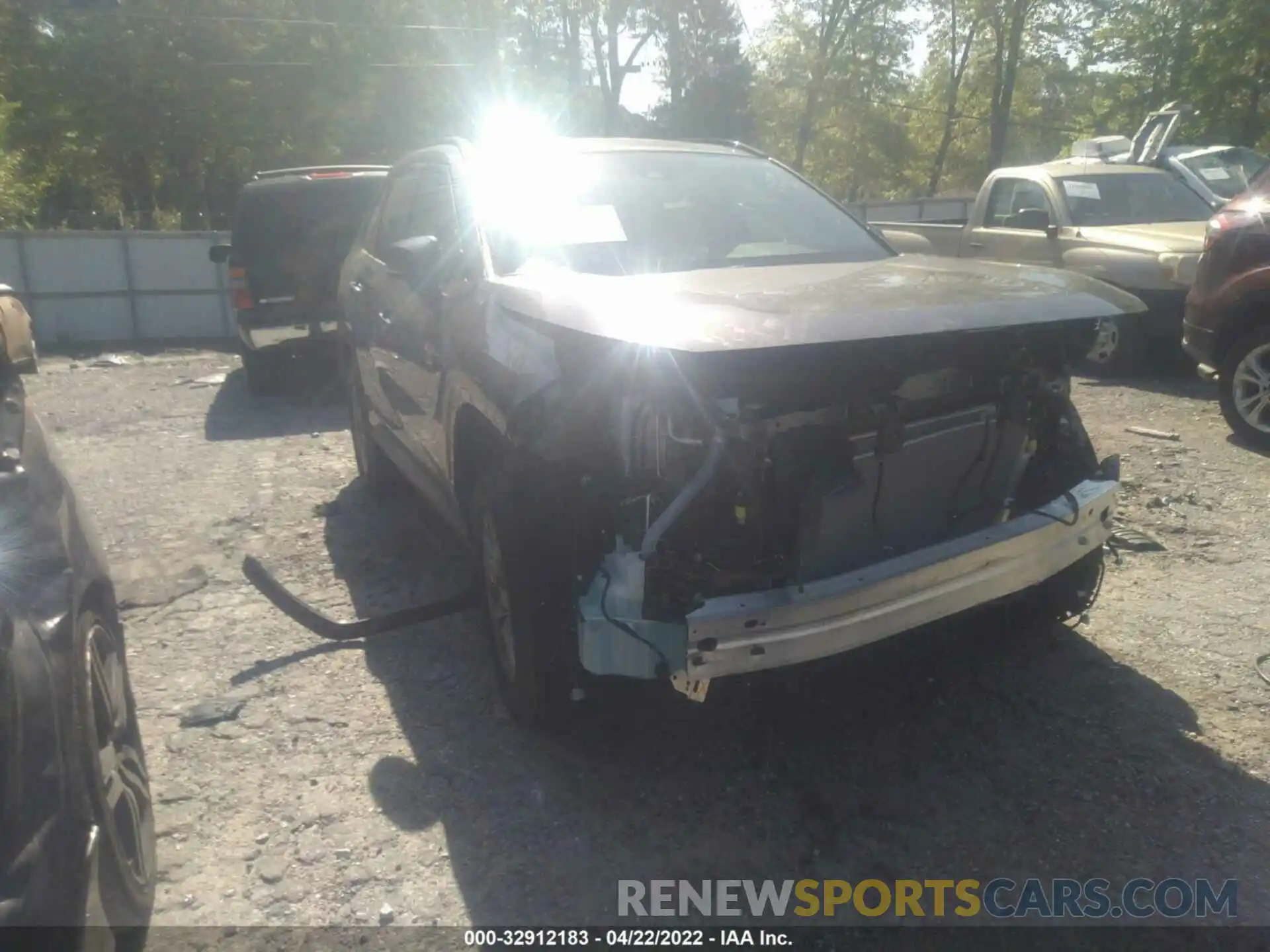 1 Photograph of a damaged car 2T3W1RFV3NC174843 TOYOTA RAV4 2022