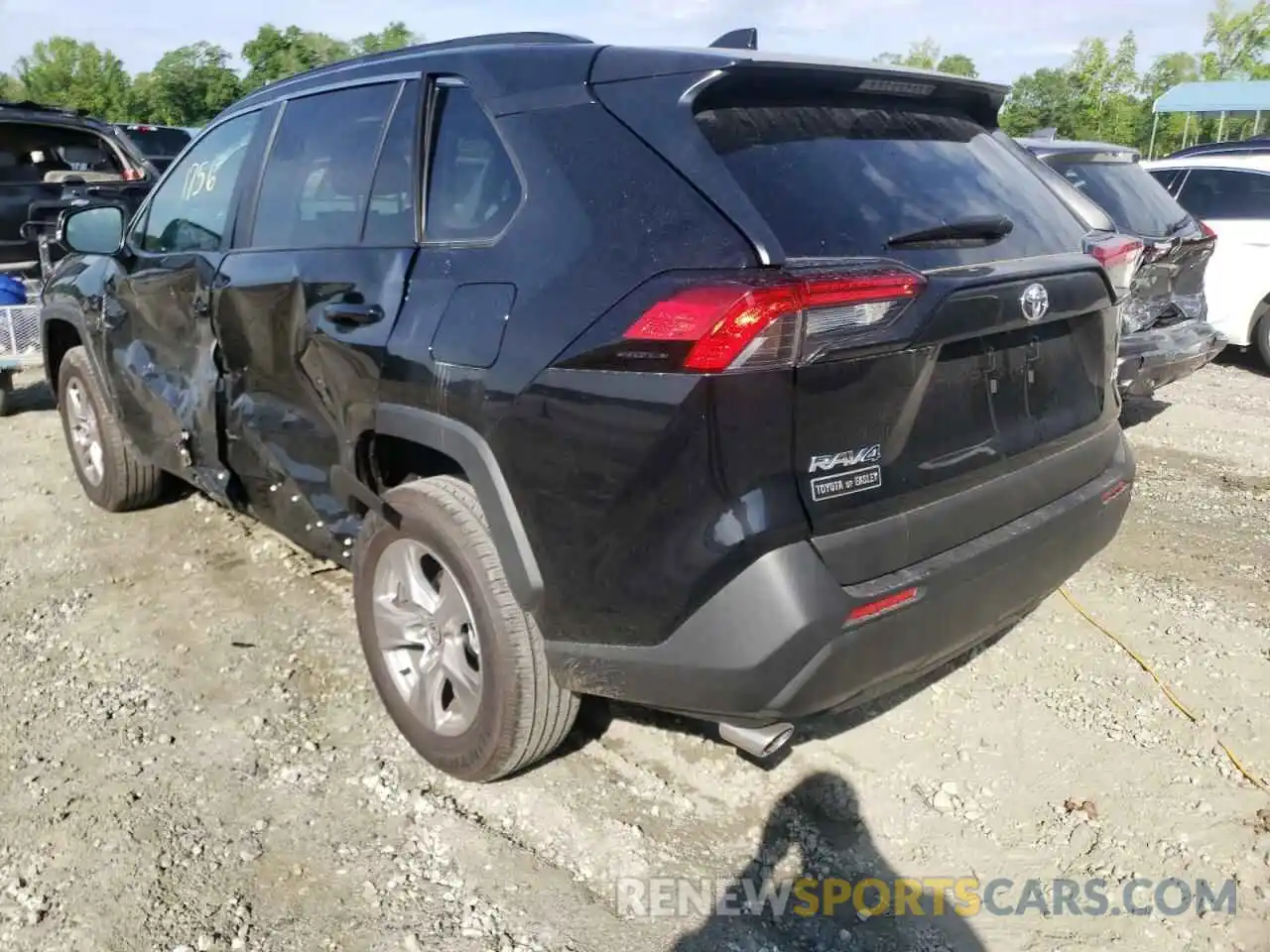 3 Photograph of a damaged car 2T3W1RFV3NC189312 TOYOTA RAV4 2022