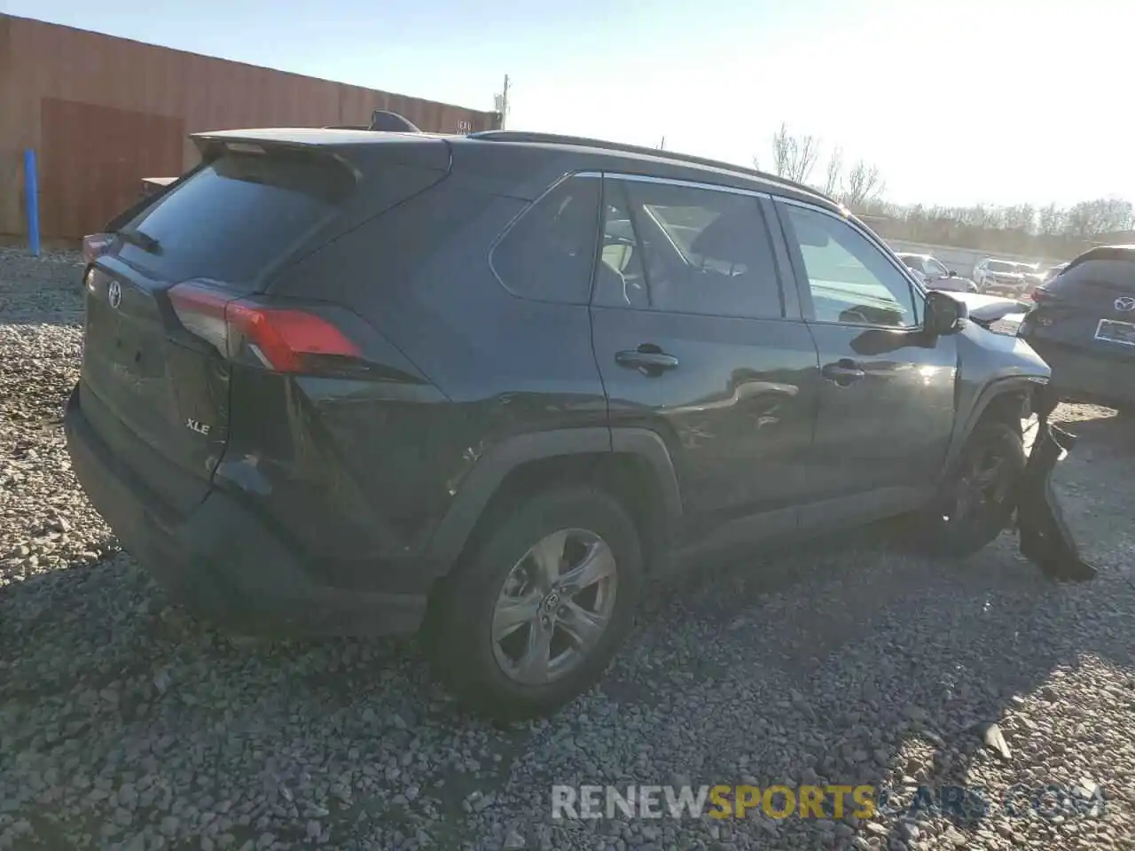 3 Photograph of a damaged car 2T3W1RFV3NC203127 TOYOTA RAV4 2022