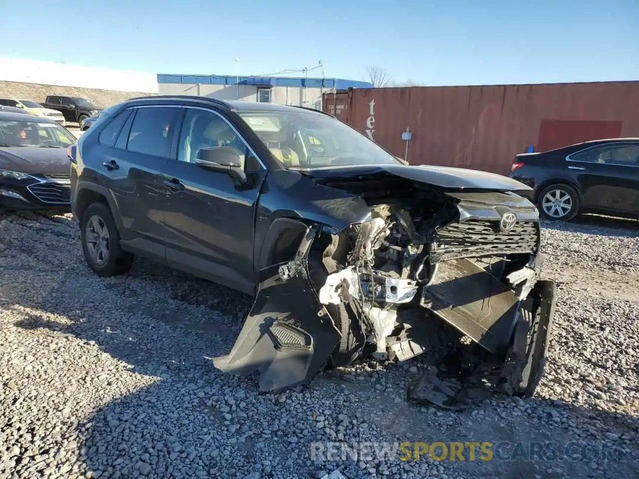 4 Photograph of a damaged car 2T3W1RFV3NC203127 TOYOTA RAV4 2022