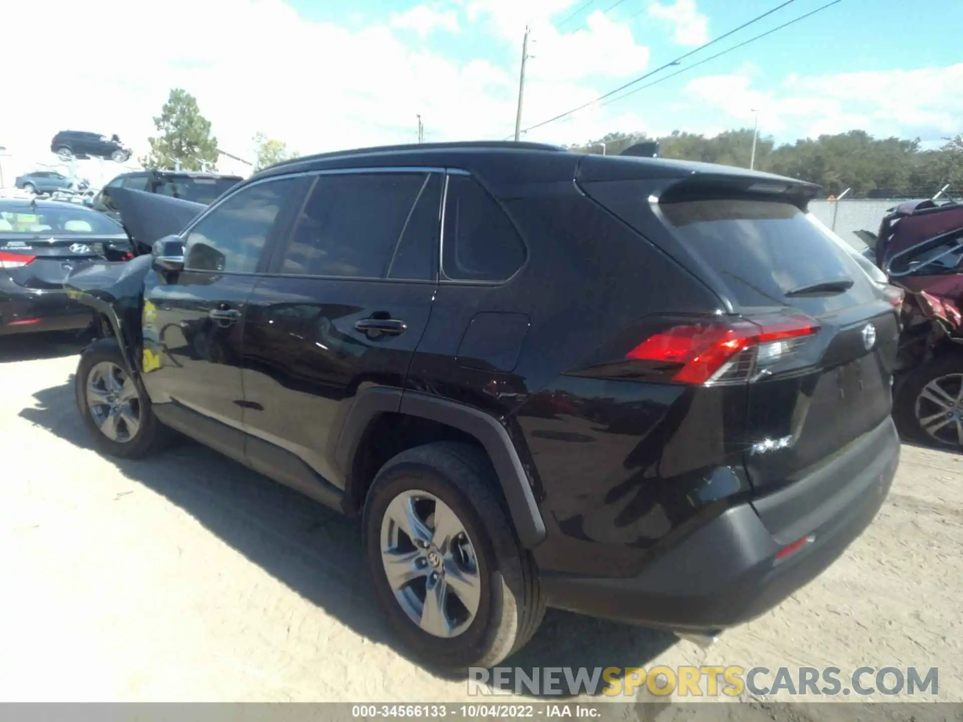 3 Photograph of a damaged car 2T3W1RFV3NW215941 TOYOTA RAV4 2022