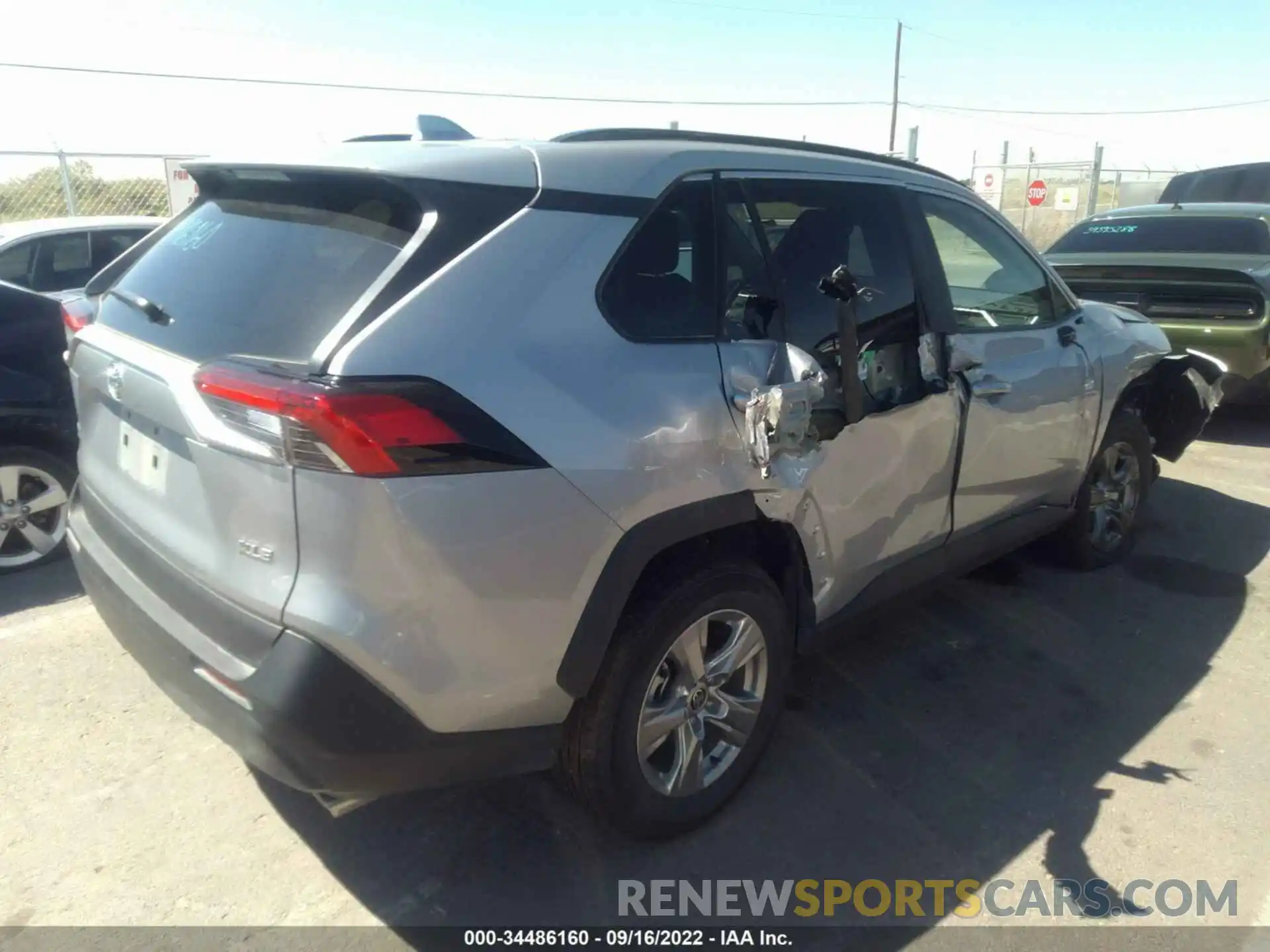 4 Photograph of a damaged car 2T3W1RFV4NW187244 TOYOTA RAV4 2022