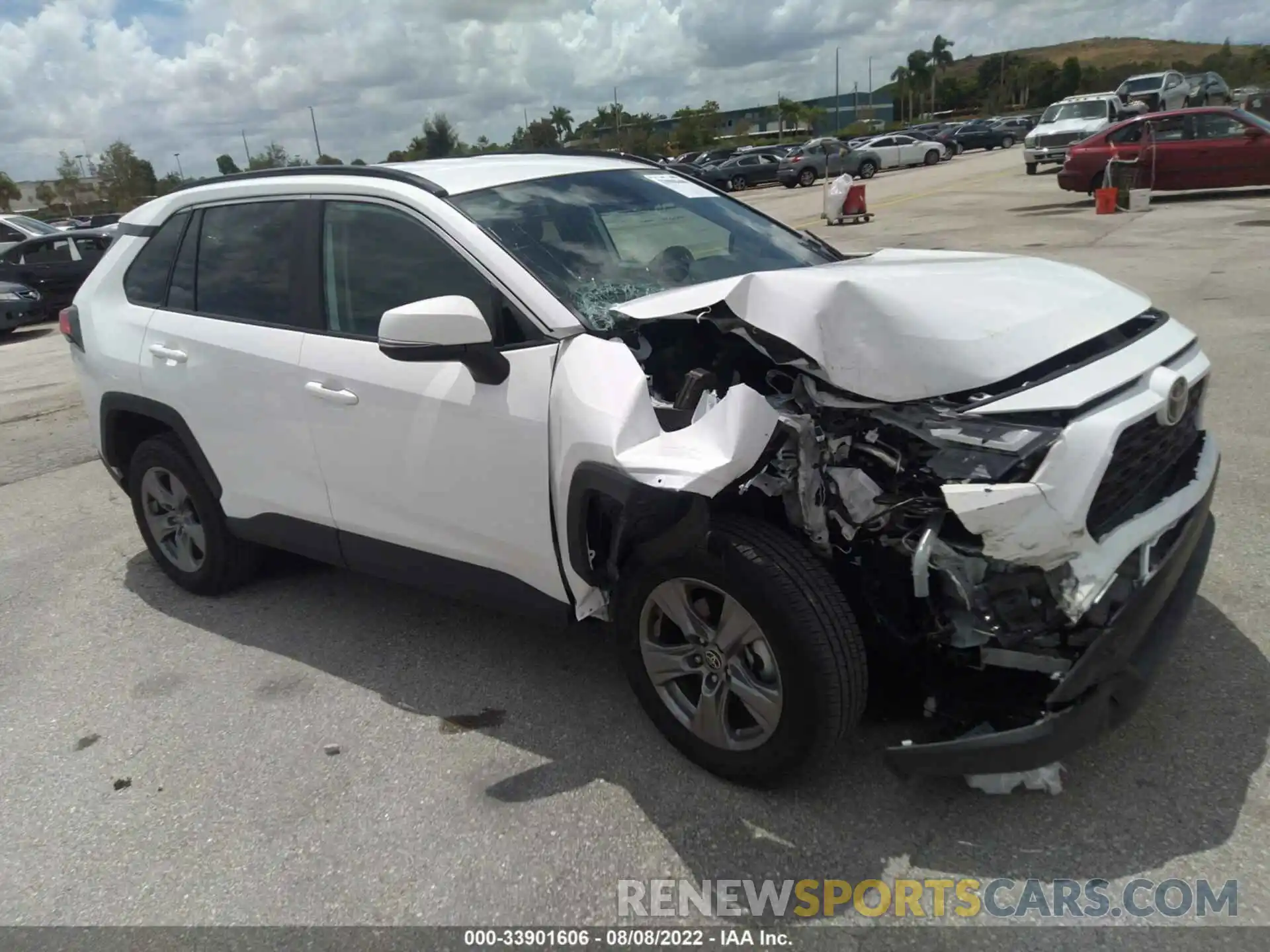 1 Photograph of a damaged car 2T3W1RFV5NC190462 TOYOTA RAV4 2022