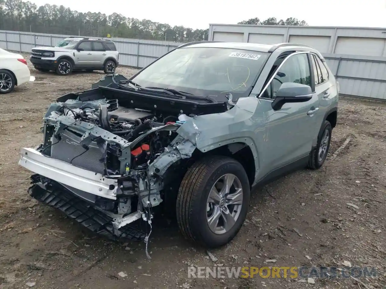 2 Photograph of a damaged car 2T3W1RFV6NW185964 TOYOTA RAV4 2022